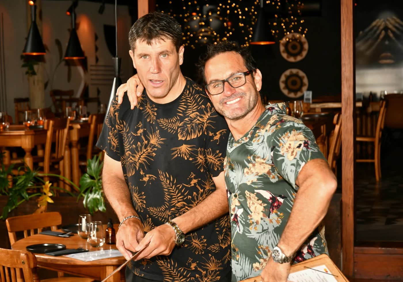 Invitados en el salón de Zazú Puerto